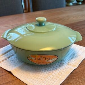 Anchor Hocking Jadeite Fire King Casserole Dish